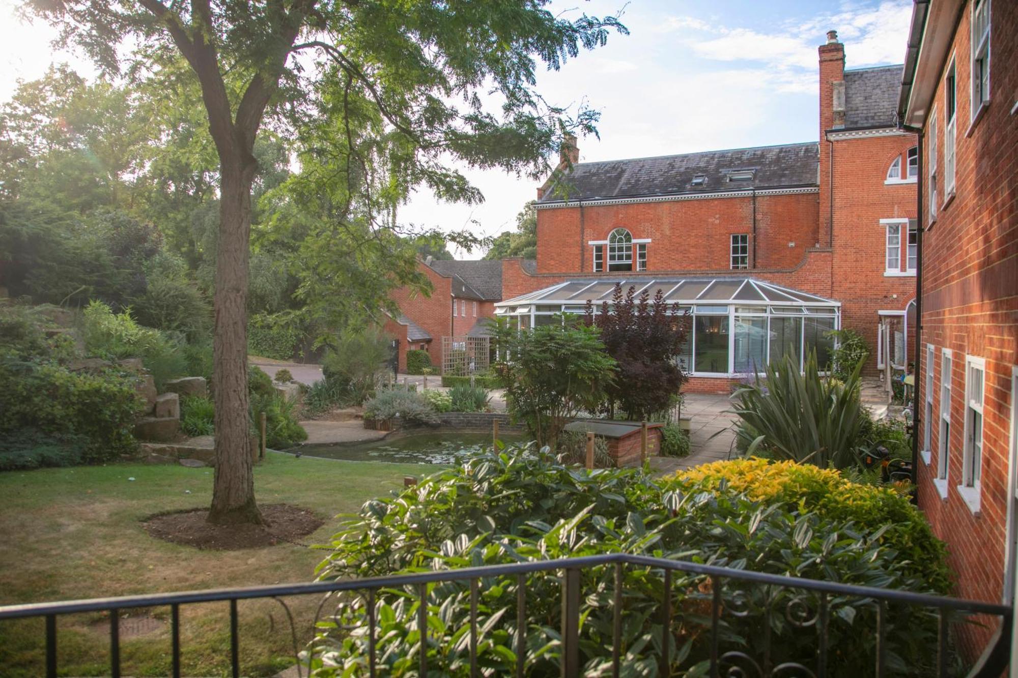 Best Western Moore Place Hotel Milton Keynes Luaran gambar